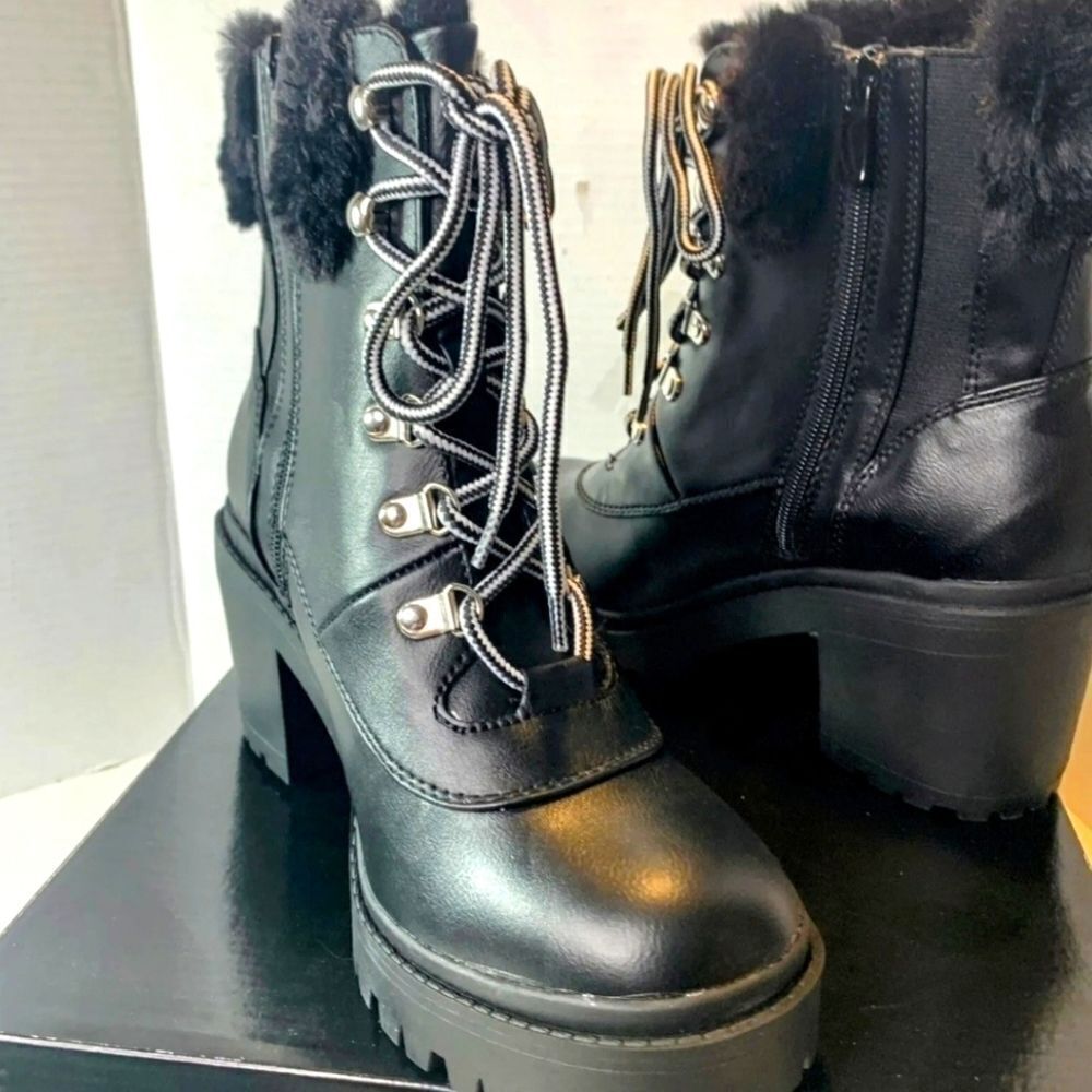 TORRID Extra wide black warm fur chunky winter Bootie (WW) 9.5 W NEW IN BOX - Picture 8 of 16